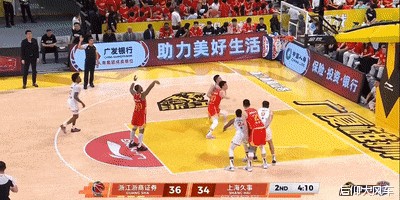 博万体育app下载-裁判帮大忙！王博壮士断腕弃用孙总激出最强胡金秋，广厦扳回一局